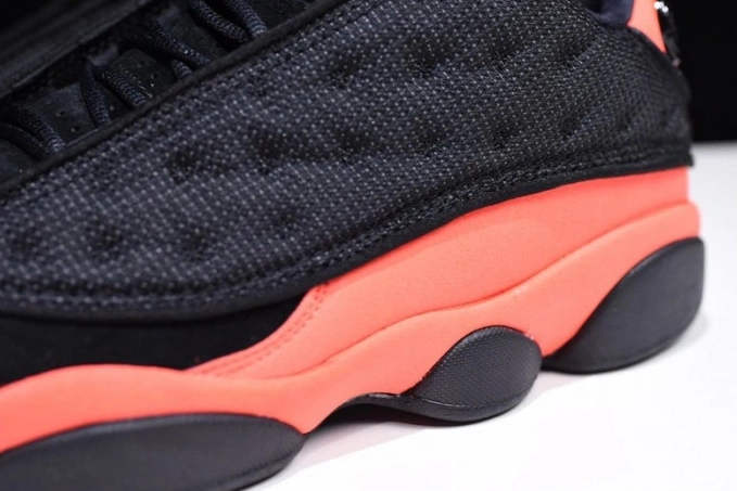 Air Low Jordan AT3102-006 x 13 Black Clot Infrared 0901